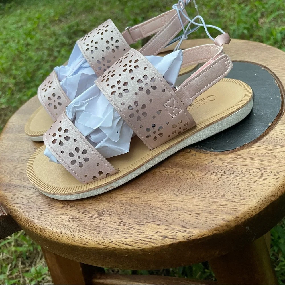 OshKosh B’gosh sandals shimmery light pink w/ flowers size 9 toddler girl - NWT - Picture 5 of 11